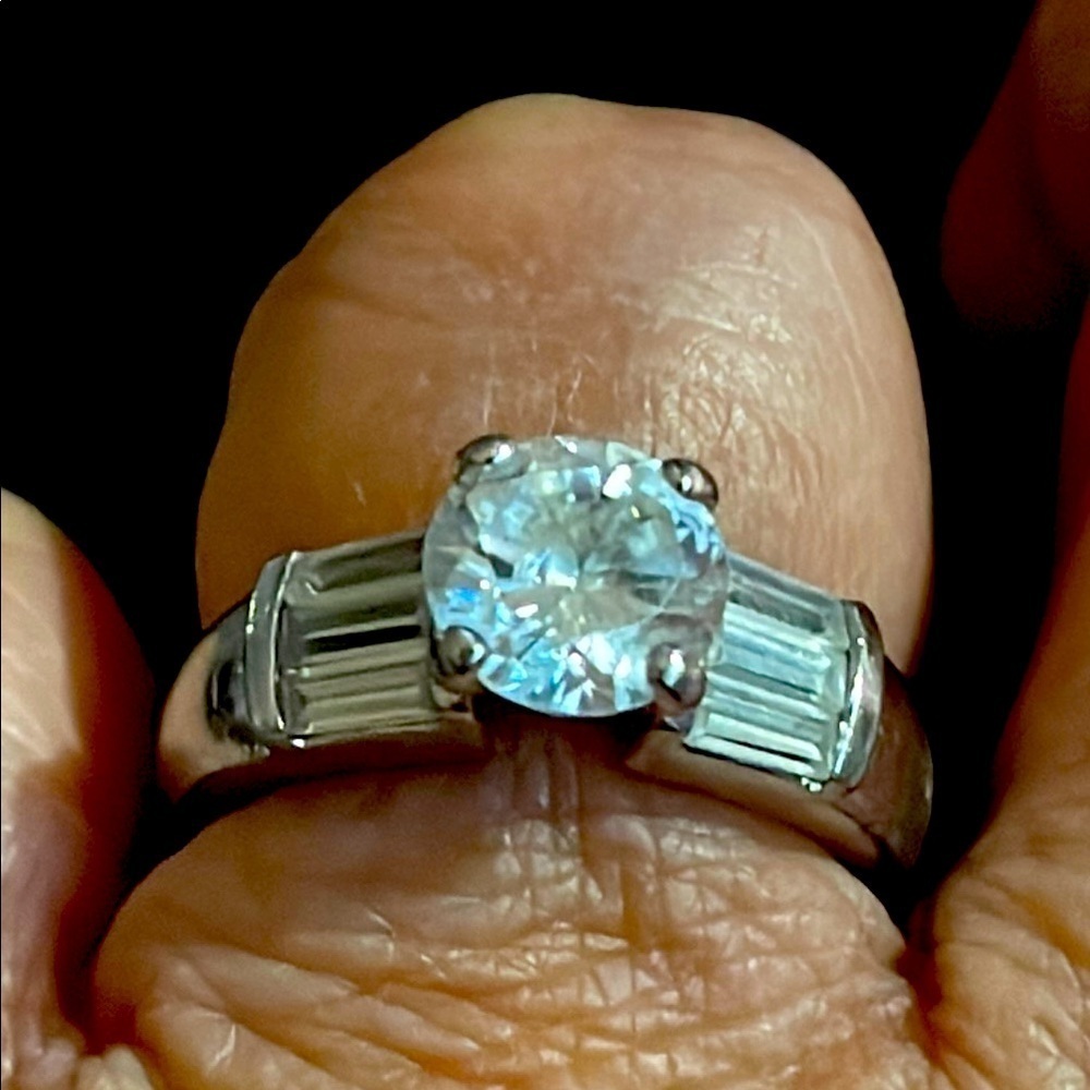 Estate cocktail ring CZ 925 signed FAS  sterling 7”